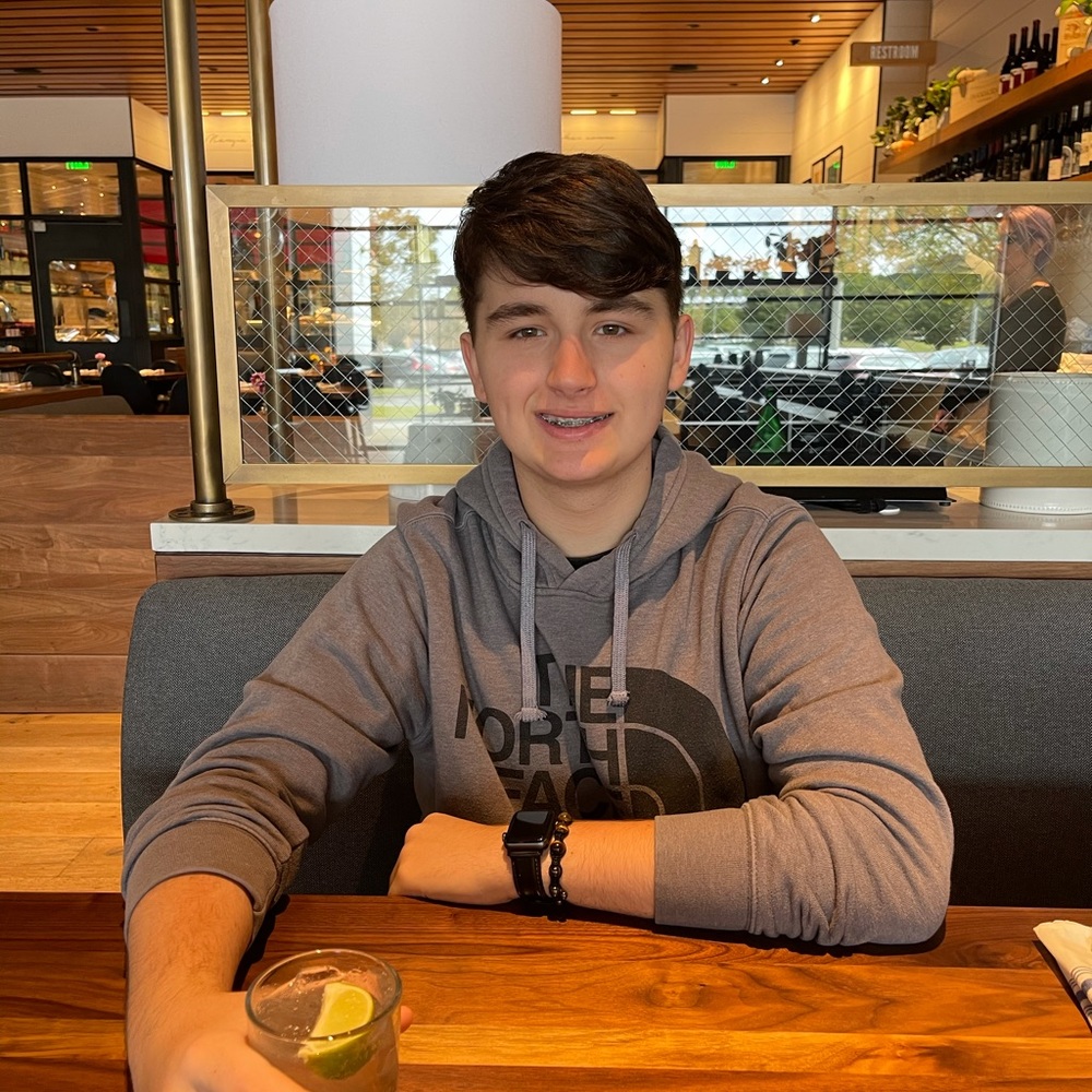 Meet your Posher, Ethan
